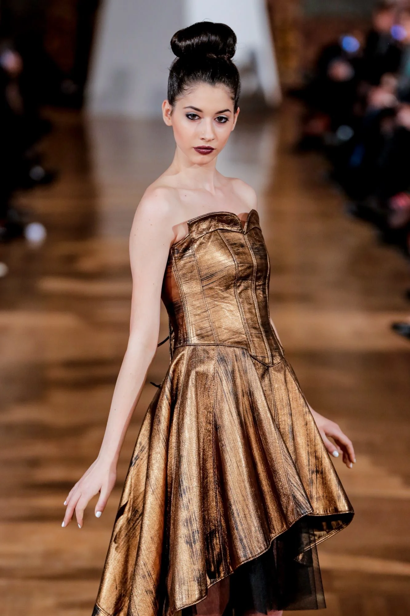 Abito Couture Bronzo Metallizzato